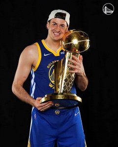 ​勇士队夺冠功勋老将别利察宣布退役