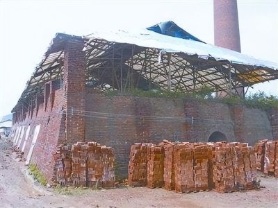 ​早年黑砖窑有多可怕？记者卧底进入黑砖窑，拍下了毕生难忘的画面