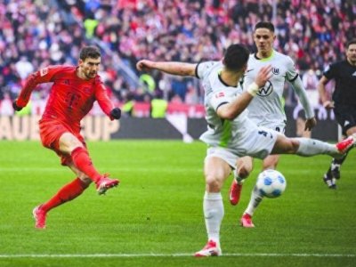 ​戈雷茨卡：赖死不走的高薪低能，变身为更衣室榜样