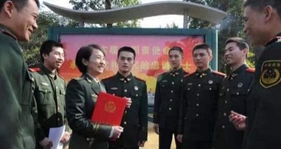 ​女武警庞洪雨：31岁被特招入伍，直接授少校警衔，如今现状如何？