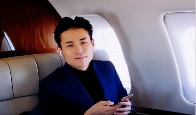 ​四年前，他靠倒卖口罩一年狂入60亿，住5万一夜酒店，如今怎样了