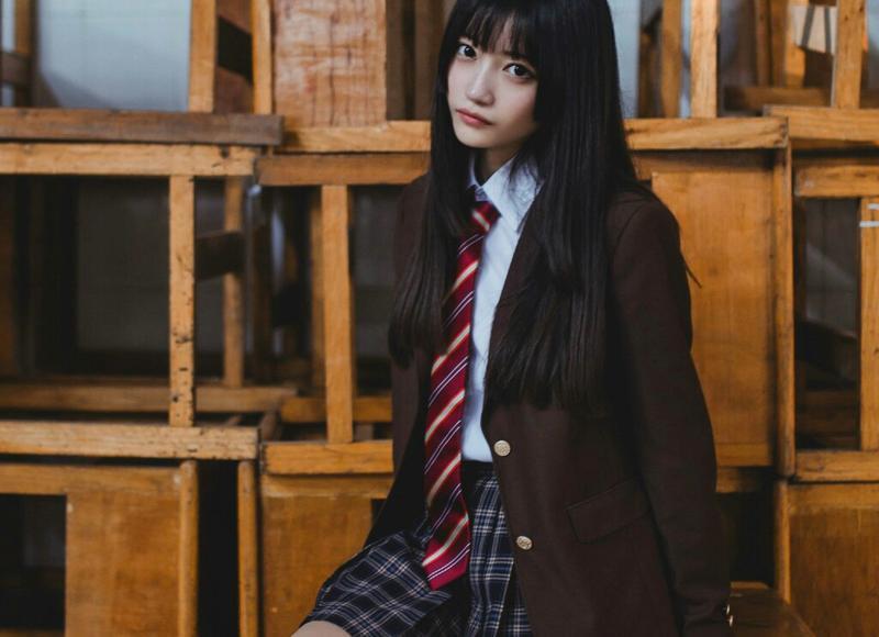 袁弘黄晓明，被骂惨的黄晓明和被狂夸的袁弘之间