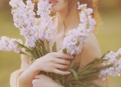 ​一到十开头的爱情成语大全 一到十表达爱情的成语