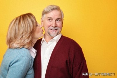 ​人到中年，女人想找情人，原因很简单