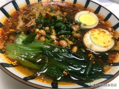 ​想吃酸辣粉别出去买，教你在家做，劲道爽滑，酸辣爽口，太过瘾了