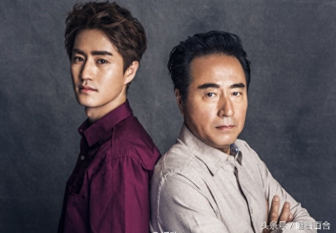 59岁老戏骨杨立新的29岁儿子是当红小生杨玏
