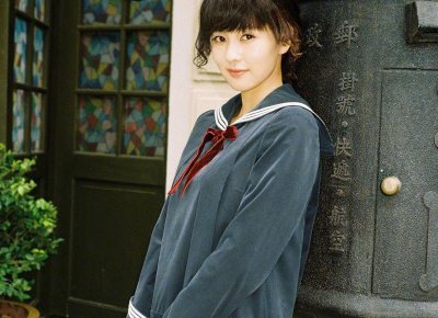 ​金钟仁粉丝，EXO金钟仁粉丝站捐赠一所希望小学