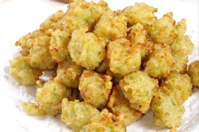 ​炸萝卜丸子，面粉淀粉都别放，多加2样，丸子更酥，不吸油不回软