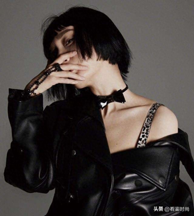 "鏉ㄥ箓鍏湀ELLE灏侀潰澶х墖锛屼繌鐨煭鍙戞柊閫犲瀷锛屾竻鐖藉噺榫?