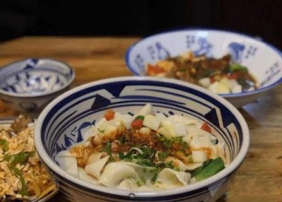 ​陕西关中美食，（三）biángbiáng面