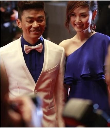 王宝强和马蓉在一起的生活照 这些自拍照 看上去挺甜蜜的