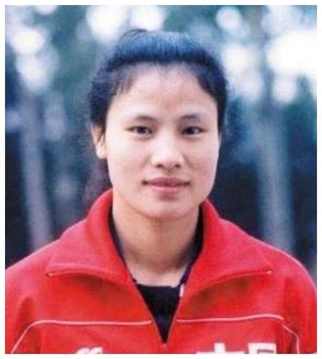 胡铭媛的一招鲜，成为立足中国女排的一大法宝，和当年的她一个样