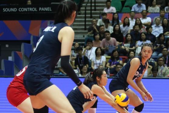 胡铭媛的一招鲜，成为立足中国女排的一大法宝，和当年的她一个样