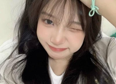 ​父亲生病没米下锅，母亲找大舅借钱没借到，晚上邻居突然来了