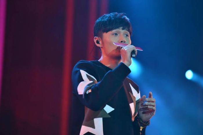 苦等半年新歌仍难发行？李荣浩发文怒刚音乐平台，粉丝：干得漂亮