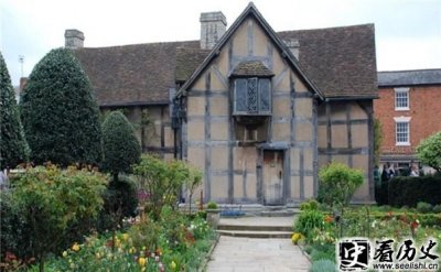​戏剧家莎士比亚故居位于何处
