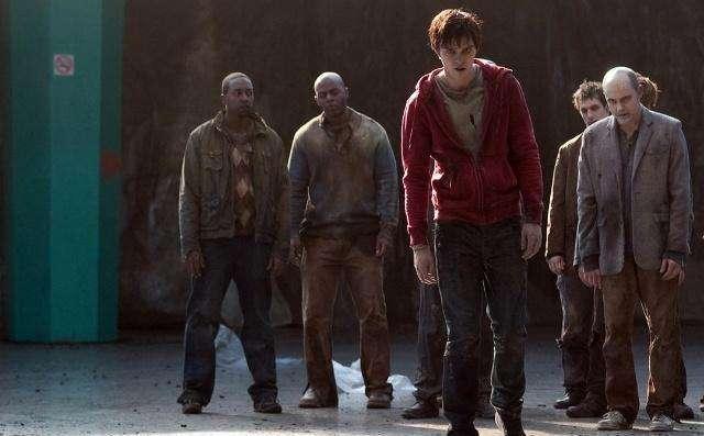 盘点僵尸电影里的美丽僵尸（史上最帅最萌僵尸与人类女子相恋）(2)