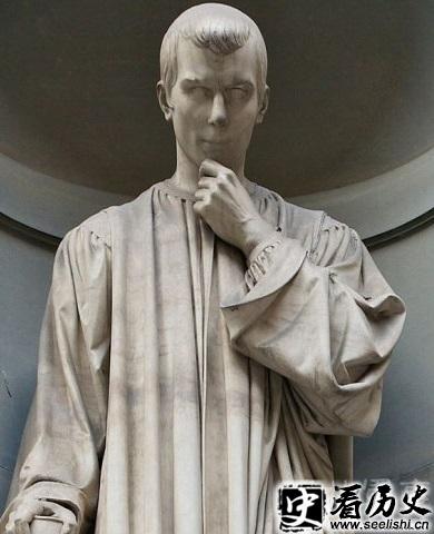 马基雅维利雕像