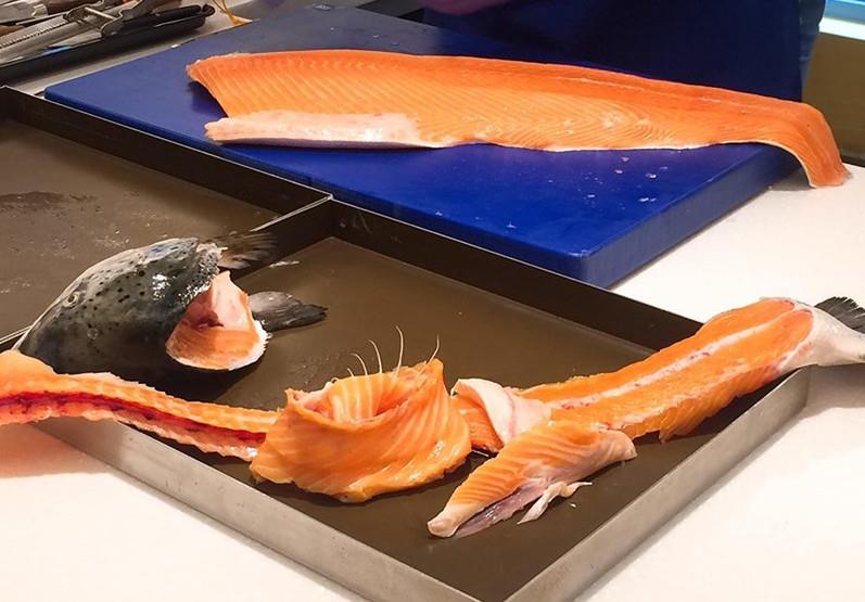 三文鱼刺身有寄生虫吗 三文鱼怎么选购无寄生虫