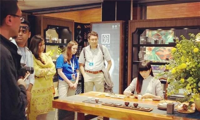 西山区美食，昆明市西山区有哪些不错的自助海鲜餐厅？图87