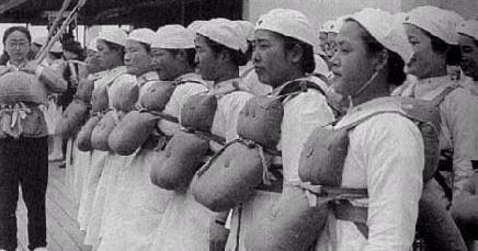 历史清朝末年社会愚昧乱象：竟然派女兵上阵退敌？  1