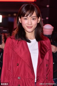 ​午休时间放毒，一组绫濑遥的图集，端庄脱俗、性感撩人