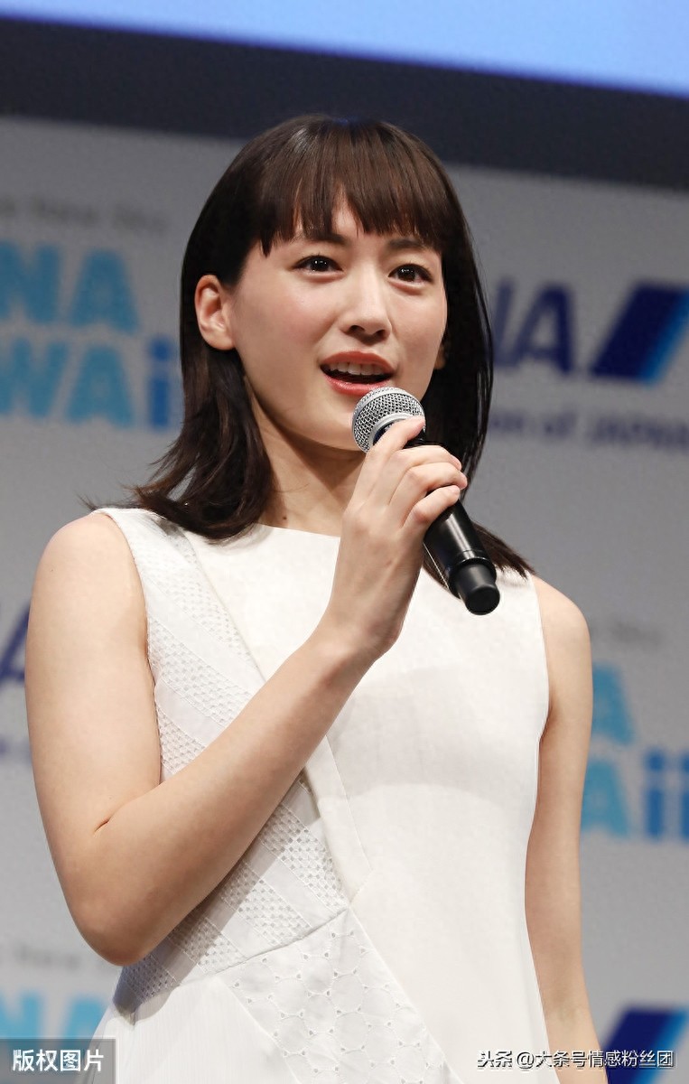 午休时间放毒，一组绫濑遥的图集，端庄脱俗、性感撩人