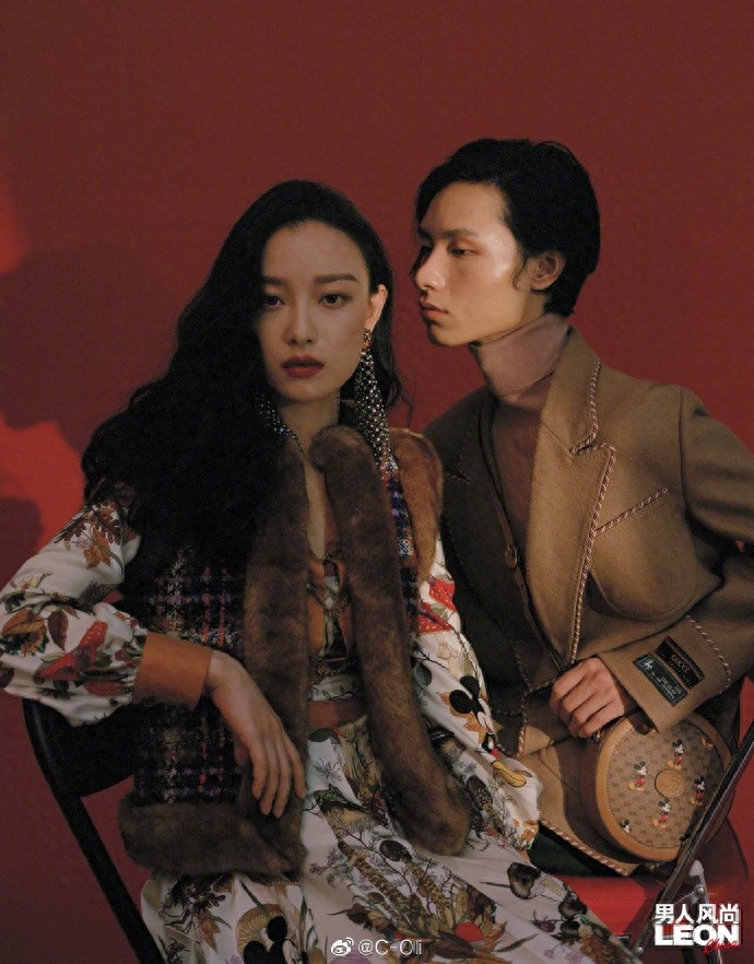 倪妮携手男模张航登开年刊封面，LEON首位封面女郎，气场不输男模