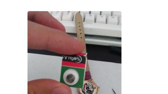 手表怎么换电池，4个键的电子手表怎么换电池？图6