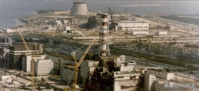 铀235半衰期长达7亿年，为何日本广岛被原子弹轰炸后，很快就