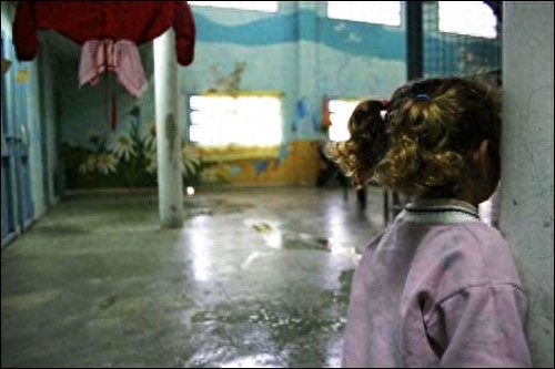 真实记录女犯妈妈和孩子在监狱的生活