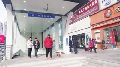 ​兰州市西津路与建兰路交叉十字人车分流工程投入使用