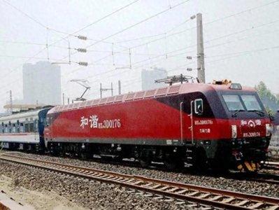 ​西宁到北京才两千公里的路程，为啥Z152次火车却还要运行24小时