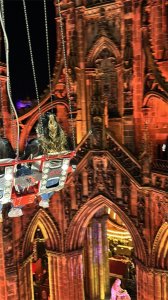 ​第一视角的爱丁堡落日飞车 网友：玩不了一点 不信任那几根细的绳子